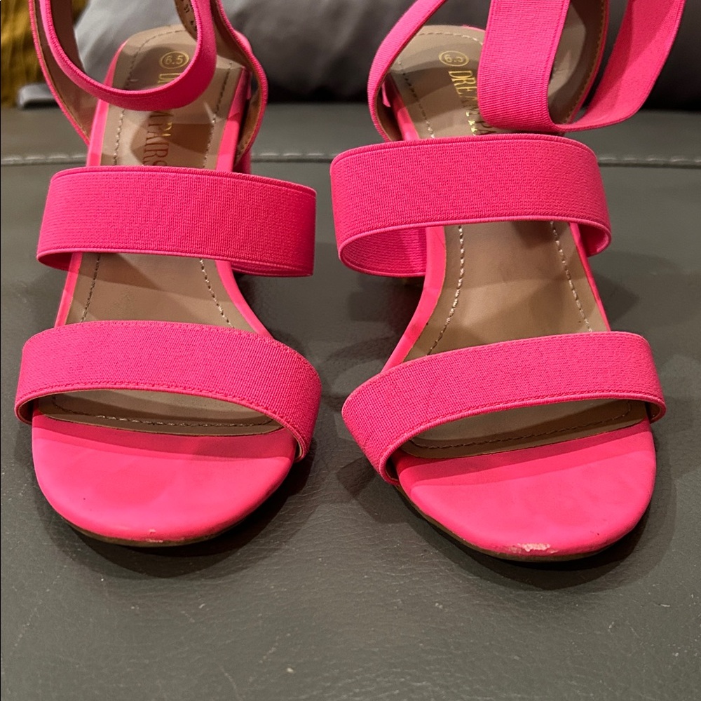 Dream Pairs Fuchsia Strappy Sandals size 6.5 GUC - Picture 6 of 6
